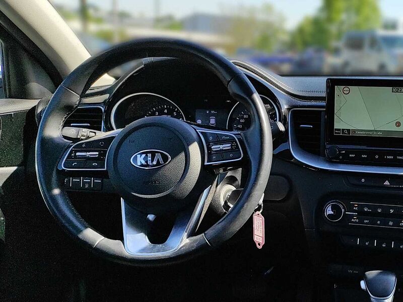 Kia cee'd Vision 1.4L Navigation, Sitzheizung, Rückfahrkamera