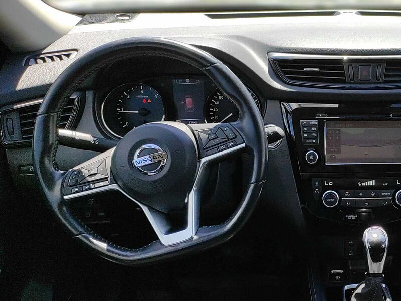 Nissan X-Trail Tekna 4x4 2.0L Navigation, Sitzheizung, 360° Kamera