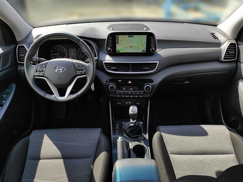 Hyundai Tucson Advantage 2WD 1.6L Navigation, Sitzheizung, Lenkradheizung