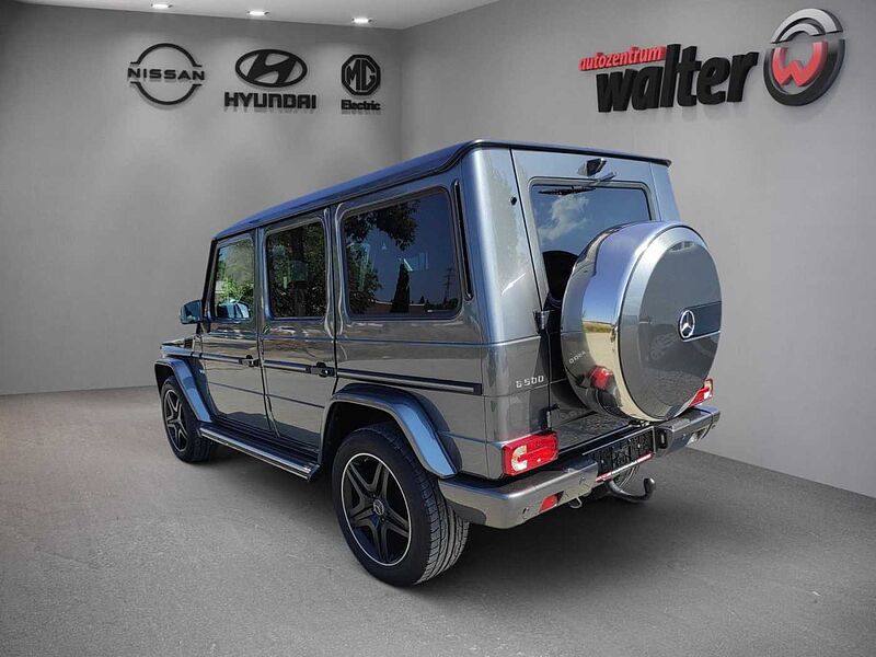 Mercedes-Benz G 500 , 4,0L V8, Park-Paket, Schiebedach, Anhängerkupplung