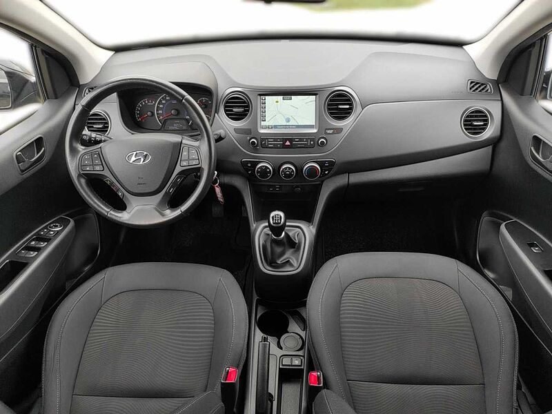 Hyundai i10 YES! Plus Navigation, Sitzheizung, Lenkradheizung, Klimaanlage