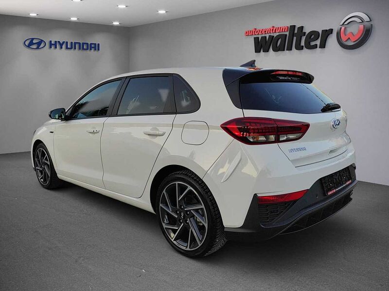 Hyundai i30 N Line Mild-Hybrid 1.5l, Navi, Kamera, Sitzheizung