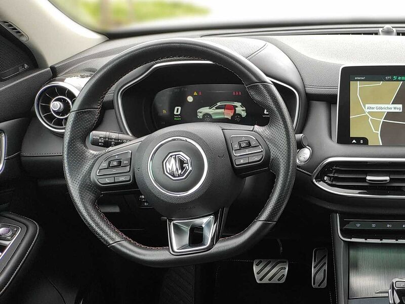 MG EHS Luxury 1.5l, Navigation, Sitzheizung, Rückfahrkamera, Apple CarPlay