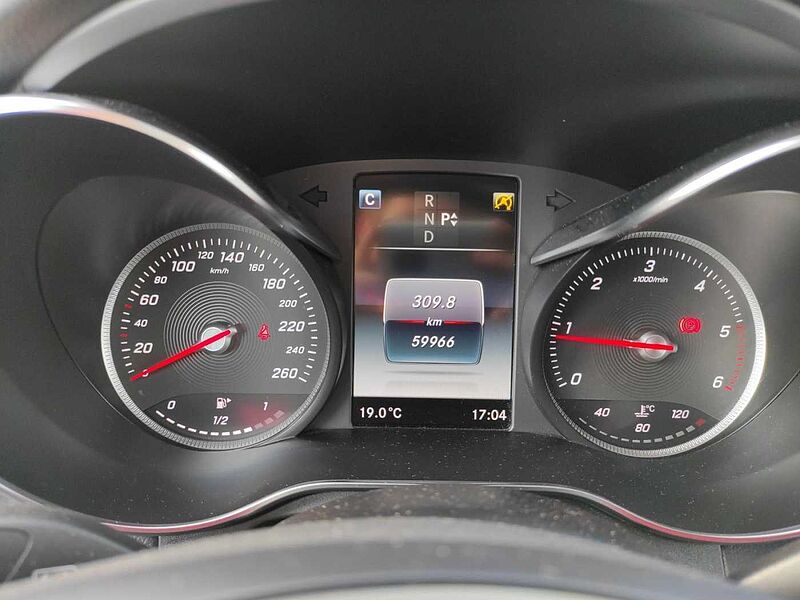 Mercedes-Benz GLC 250 d 4Matic, AHK, Navigation, Panoramadach, Kamera, LED