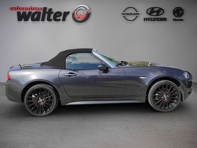 Fiat 124 Spider Lusso 1.4L Sitzheizung, LED, Einparkhilfe