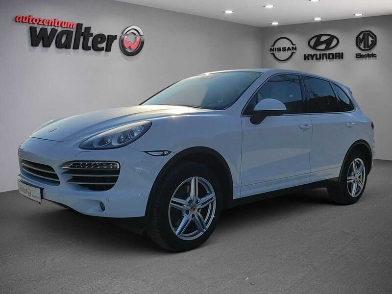 Porsche Cayenne Diesel Platinum Edition 3.0L, Standheizung, PASM, PDLS, AHK