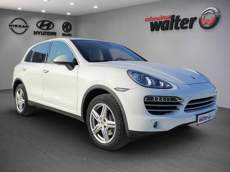 Porsche Cayenne Diesel Platinum Edition 3.0L, Standheizung, PASM, PDLS, AHK