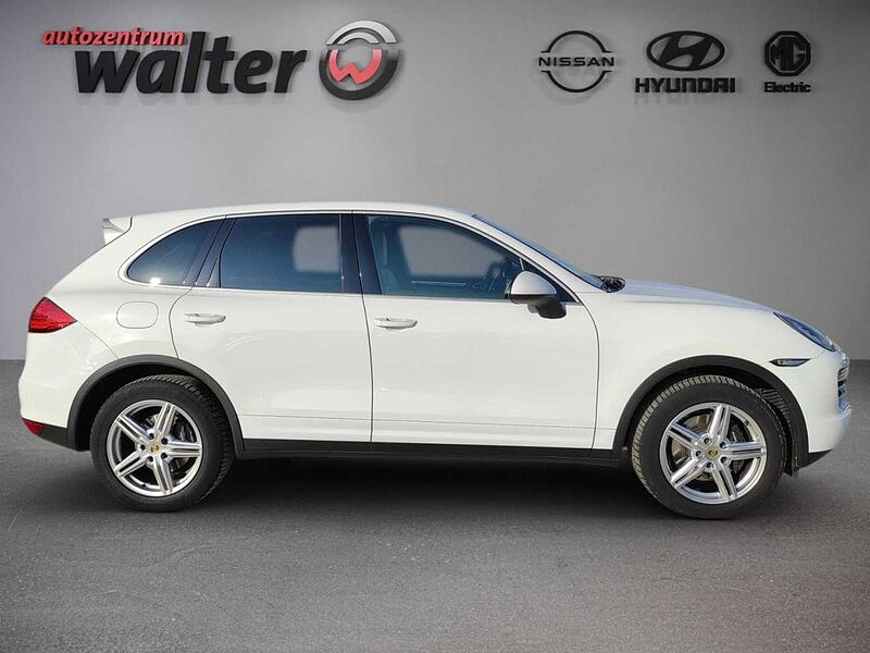 Porsche Cayenne Diesel Platinum Edition 3.0L, Standheizung, PASM, PDLS, AHK