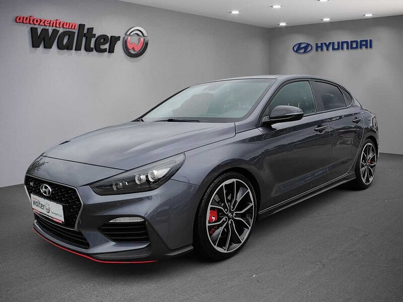 Hyundai i30 Fastback N Performance, Navigation, Komfort-Paket, Querverstrebung, Sitzheizung