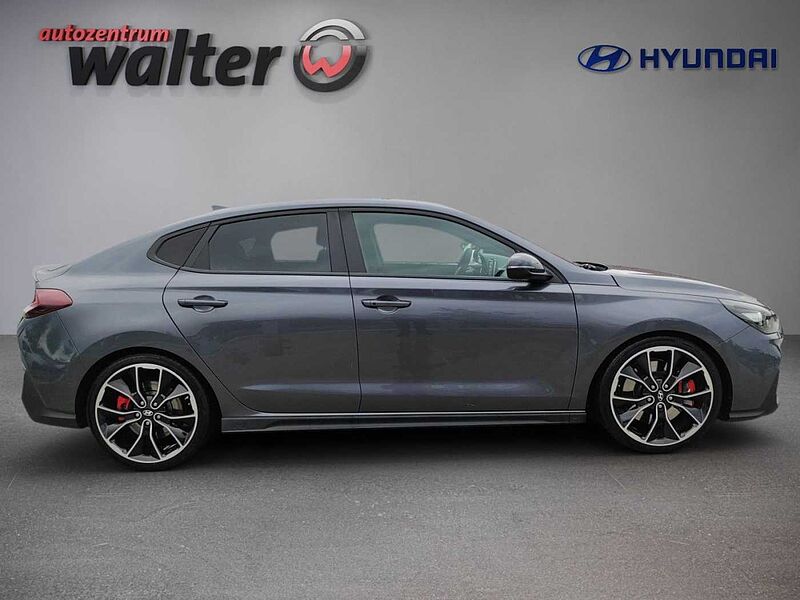 Hyundai i30 Fastback N Performance, Navigation, Komfort-Paket, Querverstrebung, Sitzheizung