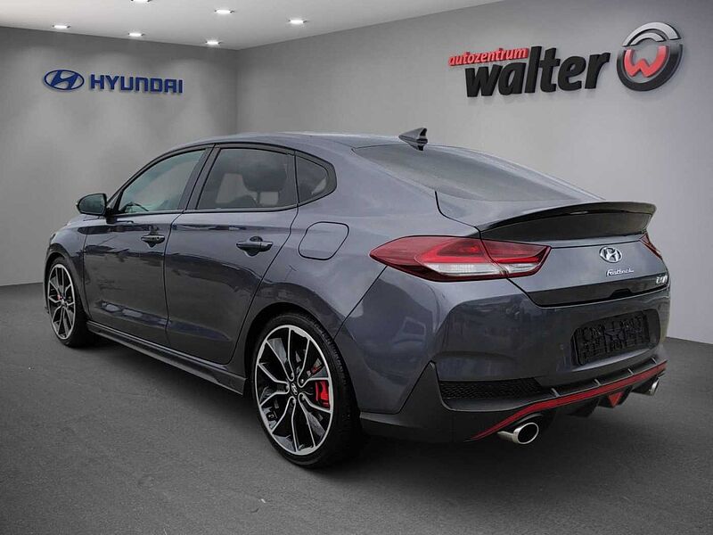 Hyundai i30 Fastback N Performance, Navigation, Komfort-Paket, Querverstrebung, Sitzheizung