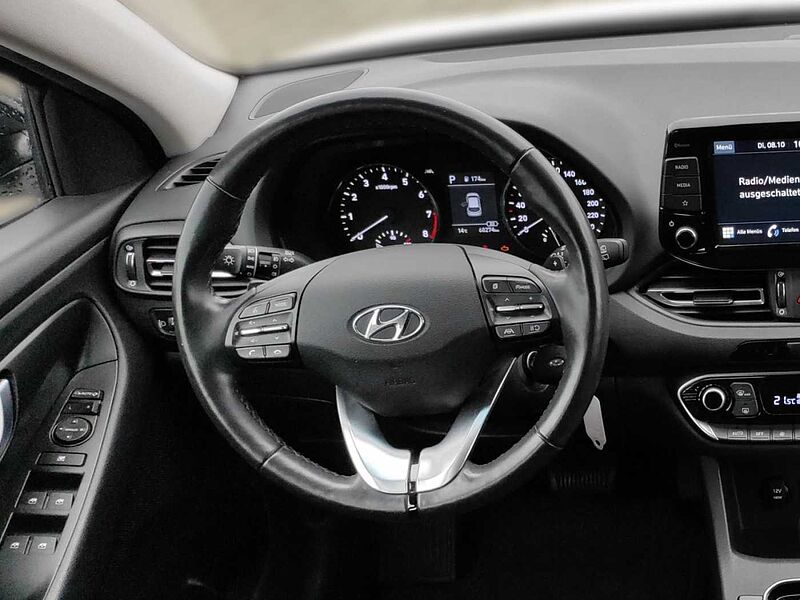 Hyundai i30 Edition 1.5l, Mild-Hybrid, Rückfahrkamera, Sitzheizung, Lenkradheizung