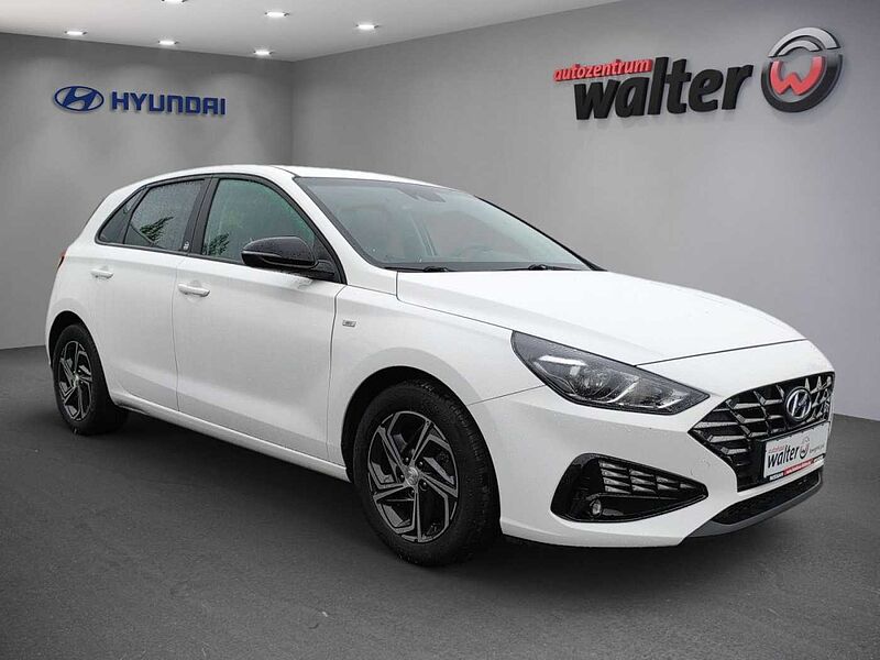 Hyundai i30 Edition 1.5l, Mild-Hybrid, Rückfahrkamera, Sitzheizung, Lenkradheizung