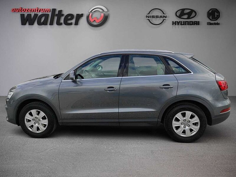 Audi Q3 Basis 1.4L Navigation, Sitzheizung, LED, Einparkhilfe