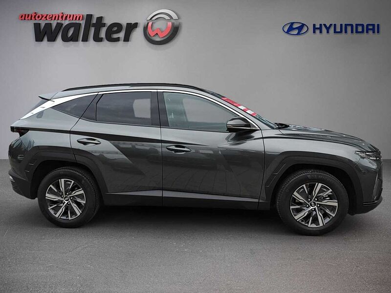 Hyundai Tucson TREND Hybrid 1.5l, Einparkhilfe vorne und hinten, Navigationssystem