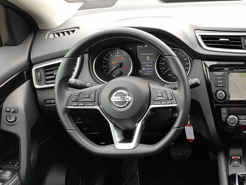 Nissan Qashqai 1.3 DIG-T N-Way Navigation, Sitzheizung, Kamera