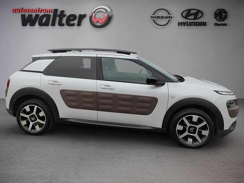 Citroen C4 Cactus Shine Edition 1.2L Navigation, Sitzheizung, Rückfahrkamera, Panoramadach