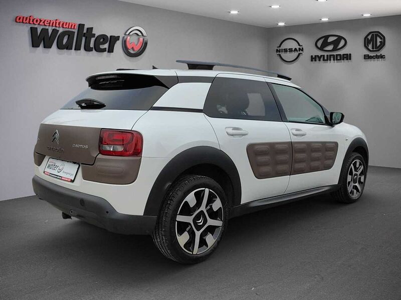 Citroen C4 Cactus Shine Edition 1.2L Navigation, Sitzheizung, Rückfahrkamera, Panoramadach