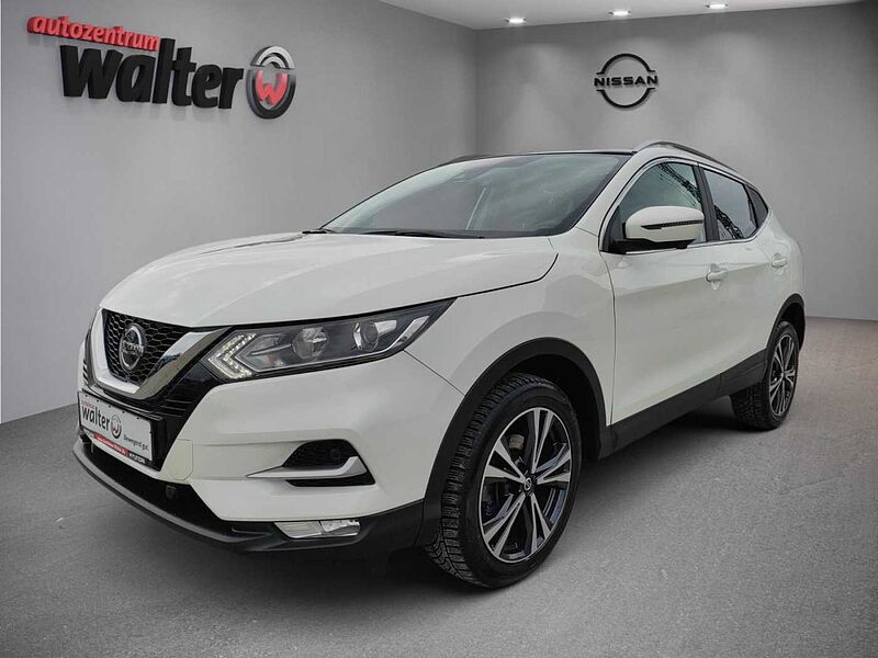 Nissan Qashqai Zama 1.3l, Navi, Einparkkamera, Sitzheizung, Panoramaglasdach