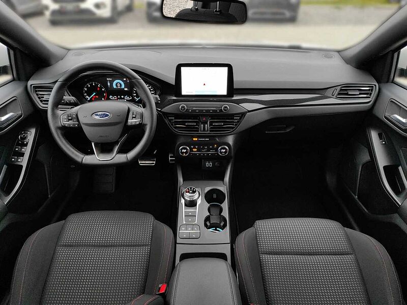 Ford Focus 1.5L ST-Line Navigation, Sitzheizung, Lenkradheizung, Kamera