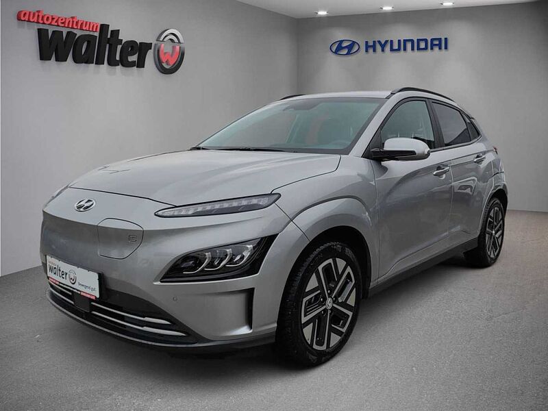 Hyundai Kona 39,2kWh/ Elektro/ TREND/ Navi/ Einparkhilfe