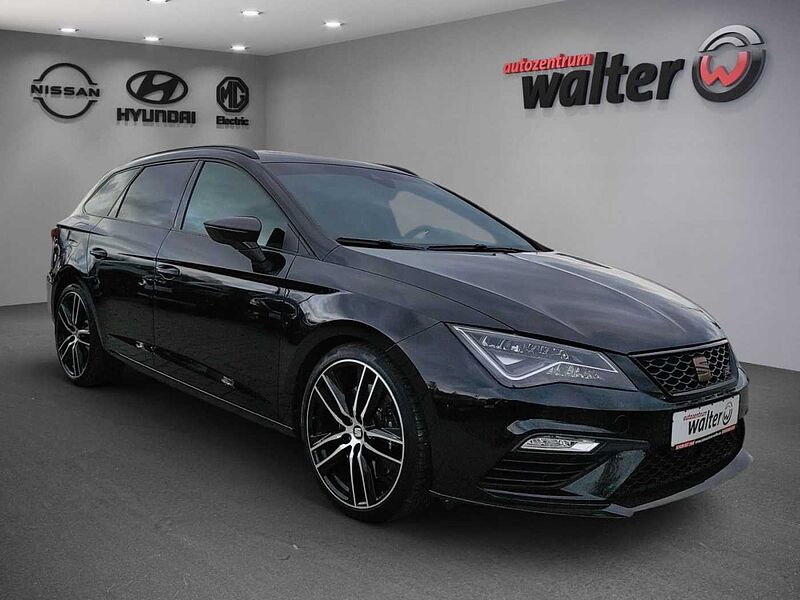 SEAT Leon ST 2.0 TSI Cupra 4Drive Navigation, Sitzheizung, Panoramadach, DDC, ACC