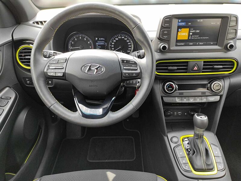 Hyundai Kona Style 2WD Sitzheizung, Rückfahrkamera, AUX