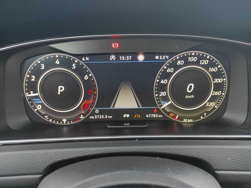 Volkswagen Golf R 4Motion Navigation, ACC, Sitzheizung, Panoramadach