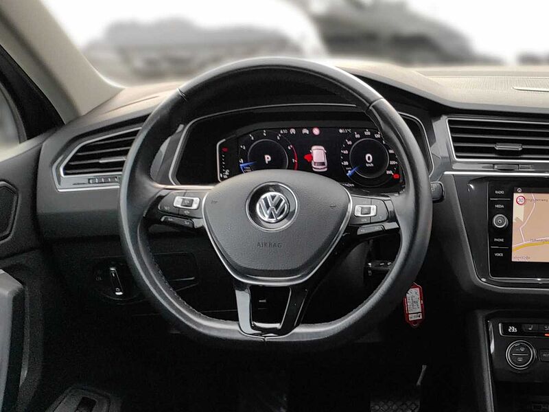 Volkswagen Tiguan Highline Navigation, Sitzheizung, LED, Kamera, AHK