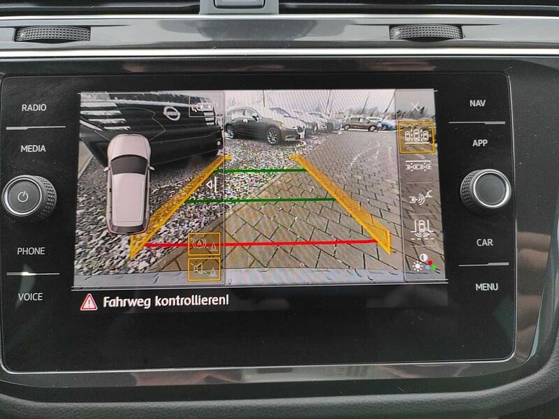 Volkswagen Tiguan Highline Navigation, Sitzheizung, LED, Kamera, AHK