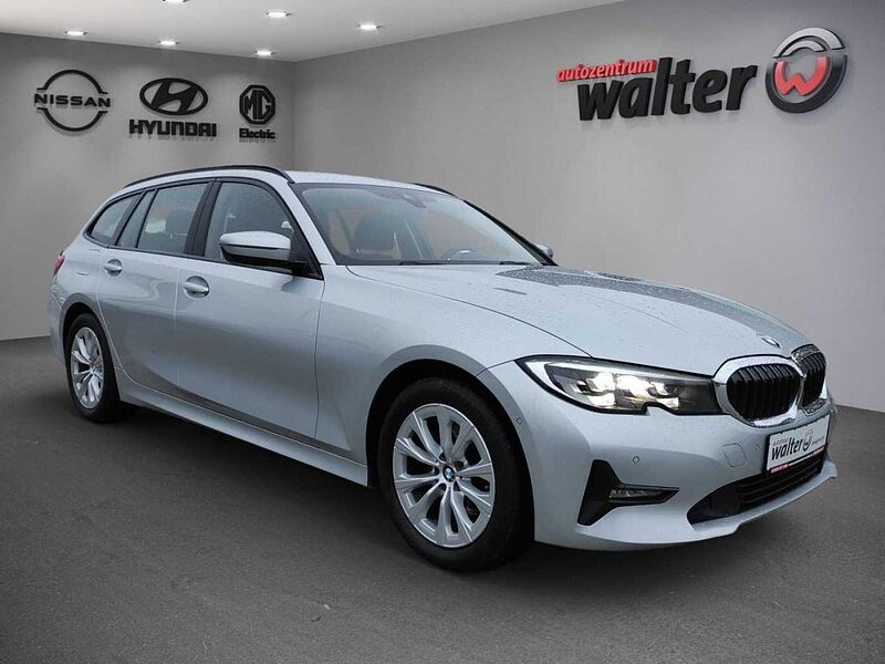 BMW 320 Mild Hybrid xDrive Advantage, ACC, Kamera, AHK, Sitzheizung, Navigation