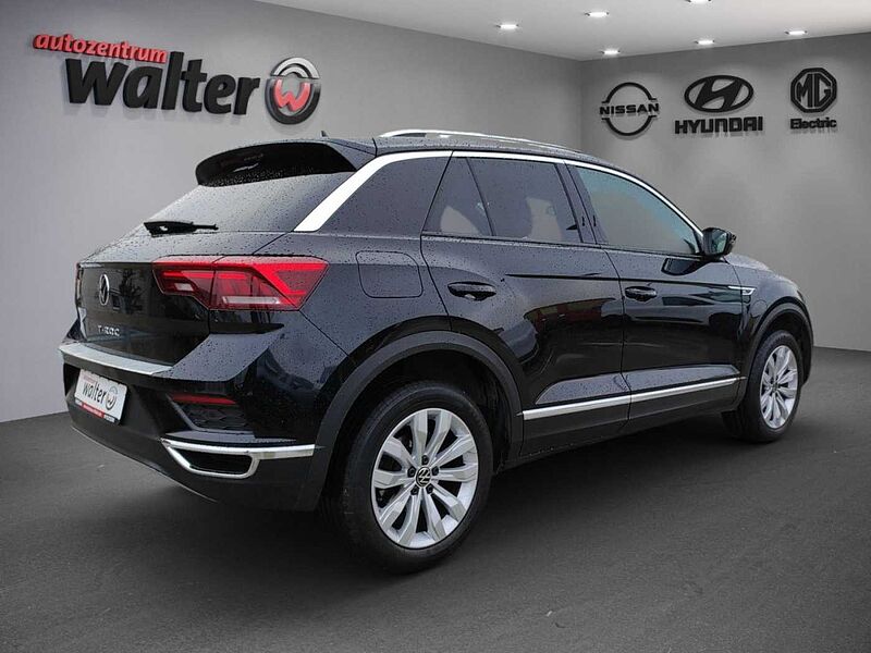 Volkswagen T-Roc 1.5 TSI Sport. Navi, Sitzheizung, Einparkhilfe