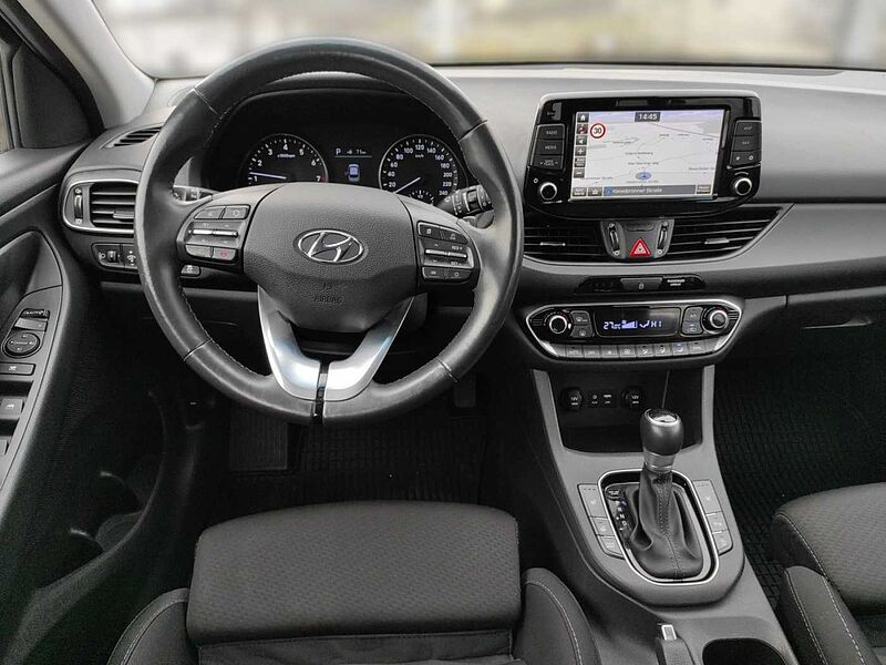 Hyundai i30 1.4 T-GDI YES! Plus, Einparkhilfe, Sitzheizung