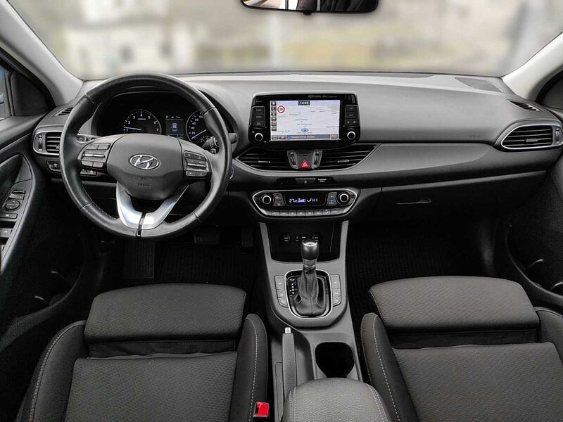 Hyundai i30 1.4 T-GDI YES! Plus, Einparkhilfe, Sitzheizung