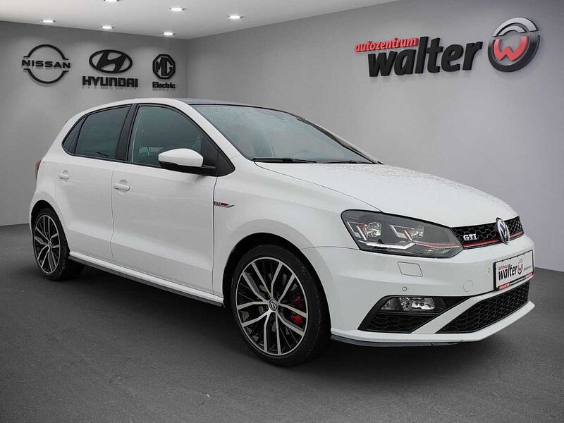 Volkswagen Polo 1.8 TSI GTI Sitzheizung, Panoramadach, LED