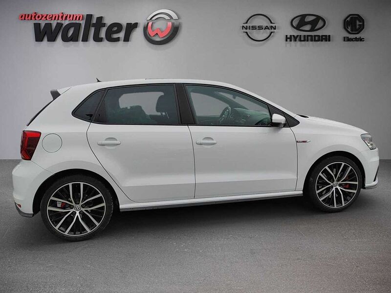 Volkswagen Polo 1.8 TSI GTI Sitzheizung, Panoramadach, LED