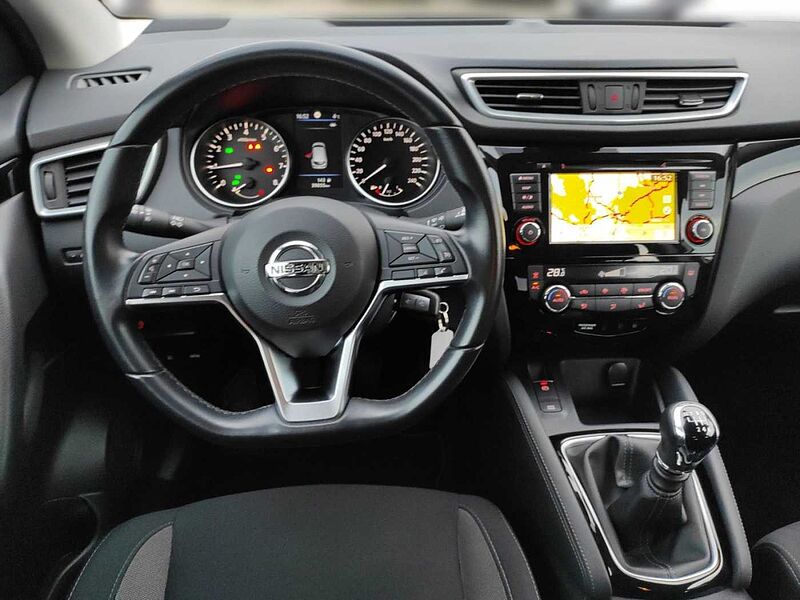 Nissan Qashqai 1.3l  Navi, Sitzheizung vorne, Rückfahrkamera