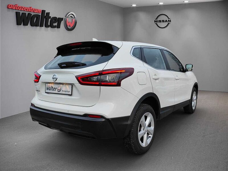 Nissan Qashqai 1.3l  Navi, Sitzheizung vorne, Rückfahrkamera