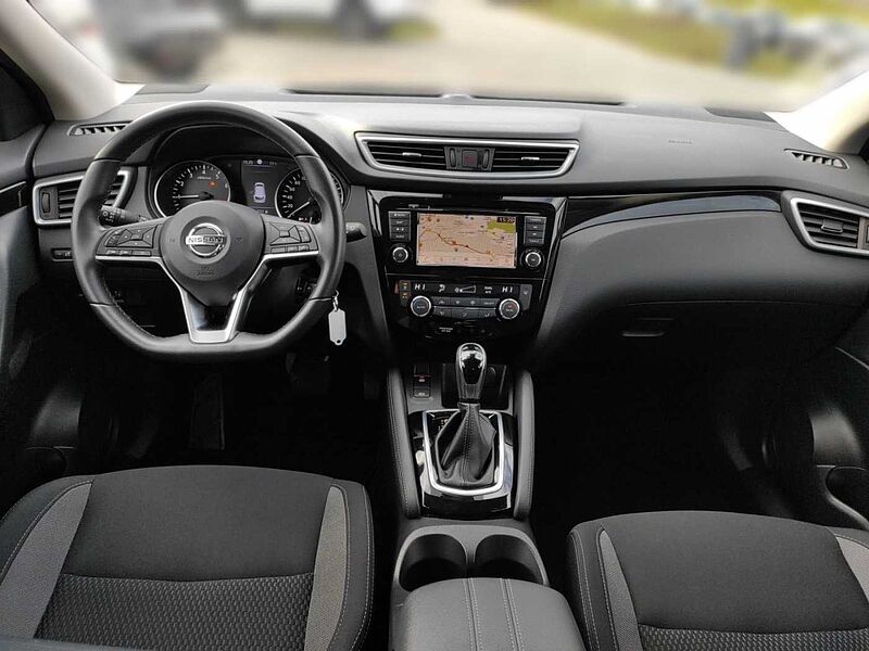 Nissan Qashqai 1.3 Rückfahrkamera, Multifunktionskamera, Sitzheizung vorne