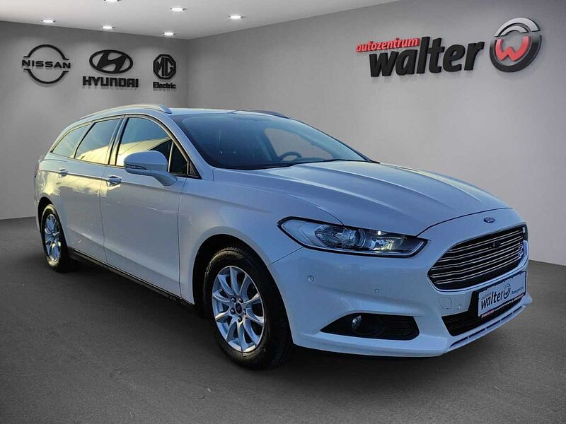 Ford Mondeo 1.5l EcoBoost, Panorama Schiebedach, Navi, Sitzheizung