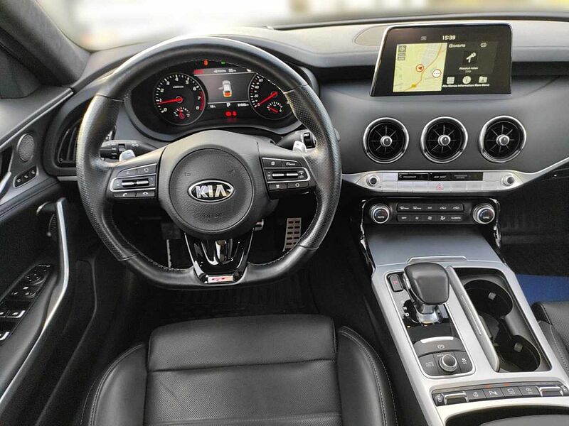 Kia Stinger 3.3 V6 T-GDI  4WD GT Navigation, Sitzbelüftung, Schiebedach, Head-Up