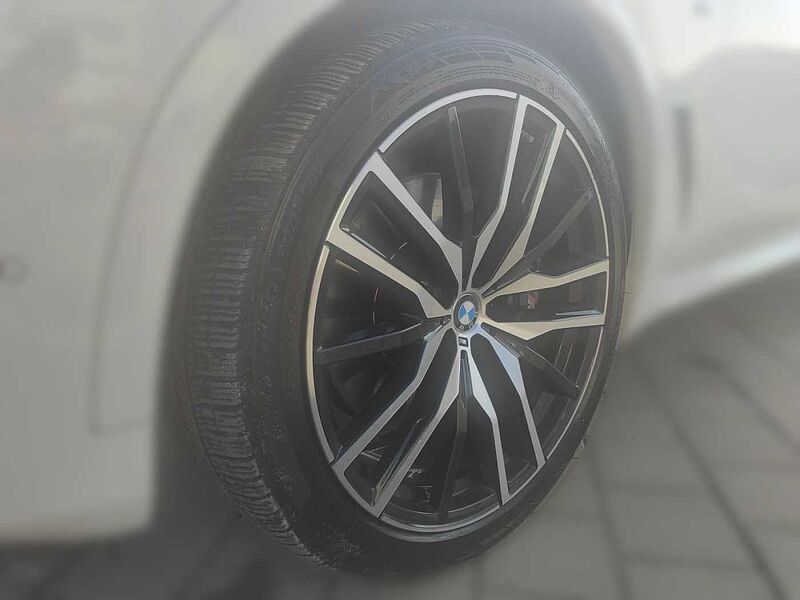 BMW X5 M50d, Innovations-Paket, Driving Assistant Professional, Entertainment-Paket