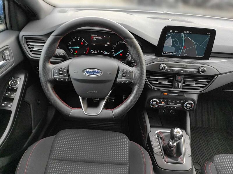 Ford Focus 1.0 EcoBoost ST-Line B&O, Schiebedach