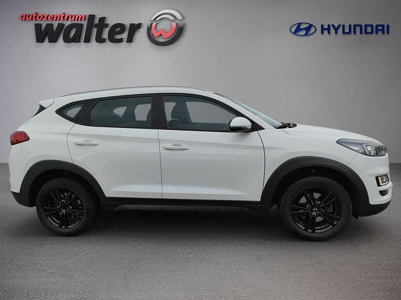 Hyundai Tucson 1.6 Advantage 2WD Navi, Sitzheizung, Tempomat