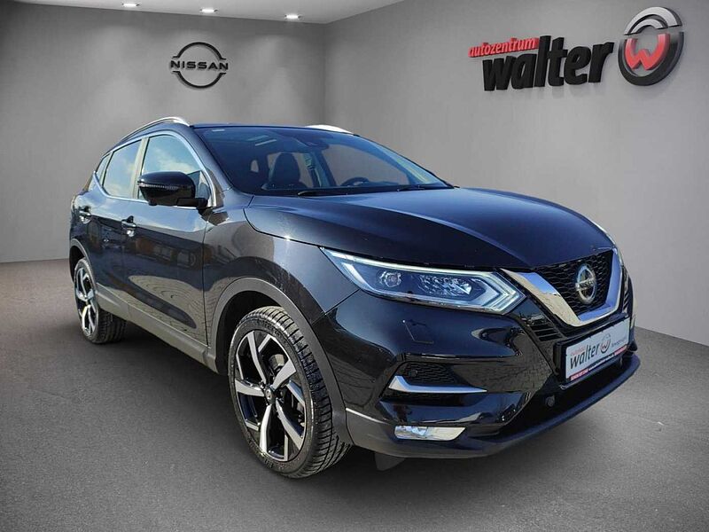 Nissan Qashqai 1.3 DIG-T Tekna AT, PGD, BOSE