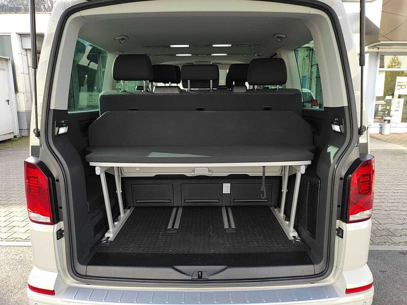 Volkswagen T6.1 Multivan 2.0l Family Rückfahrkamera,